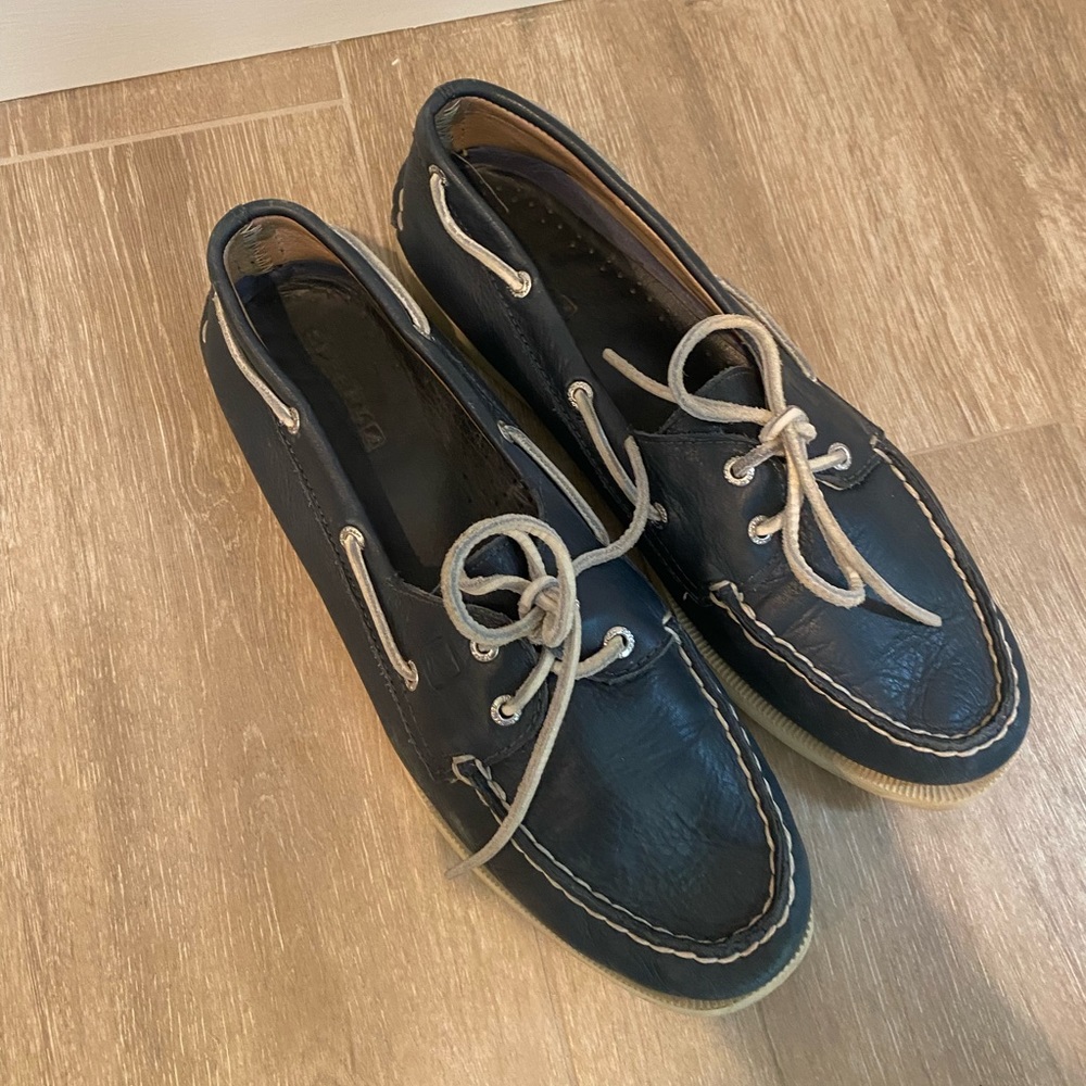 Navy Sperry Boat Shoes - Size 9.5